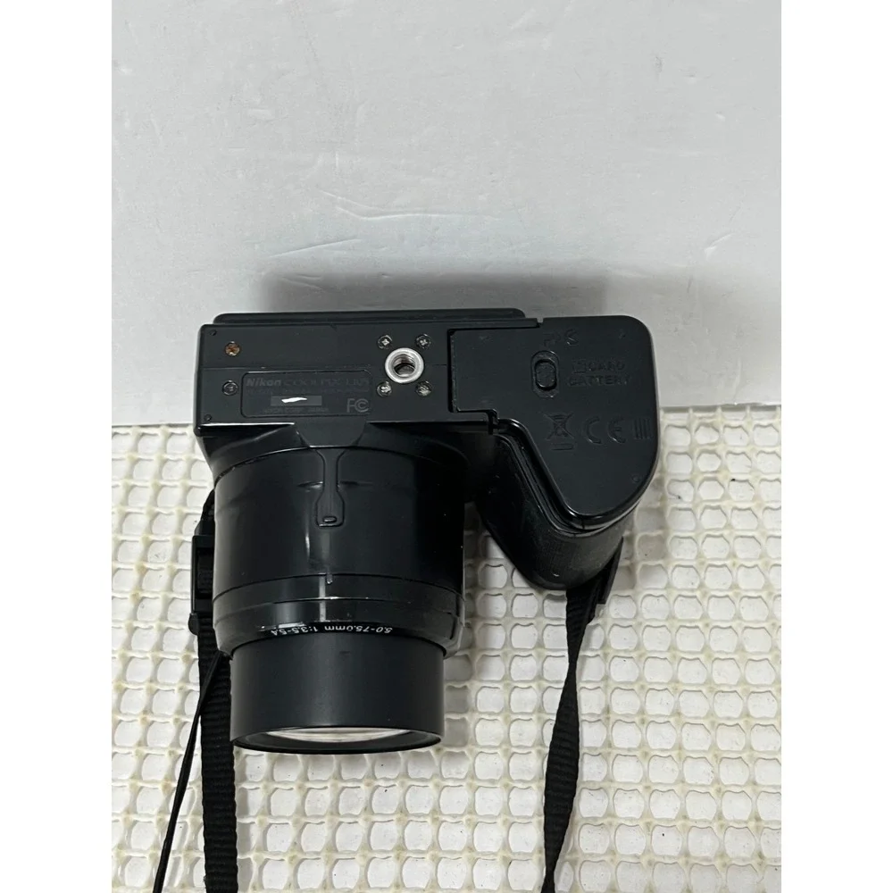 Nikon Coolpix‎ L105 Digital Camera 12MP Black Flawed
